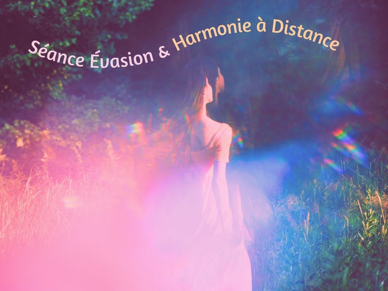 Une personne floue, vue de dos, marche paisiblement dans un paysage naturel aux couleurs douces et apaisantes. Le flou artistique et les couleurs pastel évoquent les bienfaits d'une séance de soins énergétiques à distance : relaxation profonde, harmonisation des énergies et bien-être général. Texte : Séance Évasion & Harmonie à Distance.